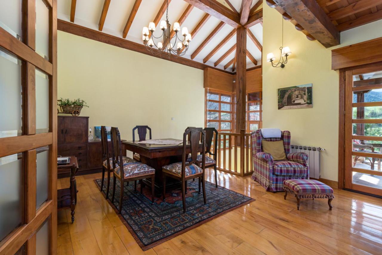 Exclusivo Chalet En Потес Екстериор снимка