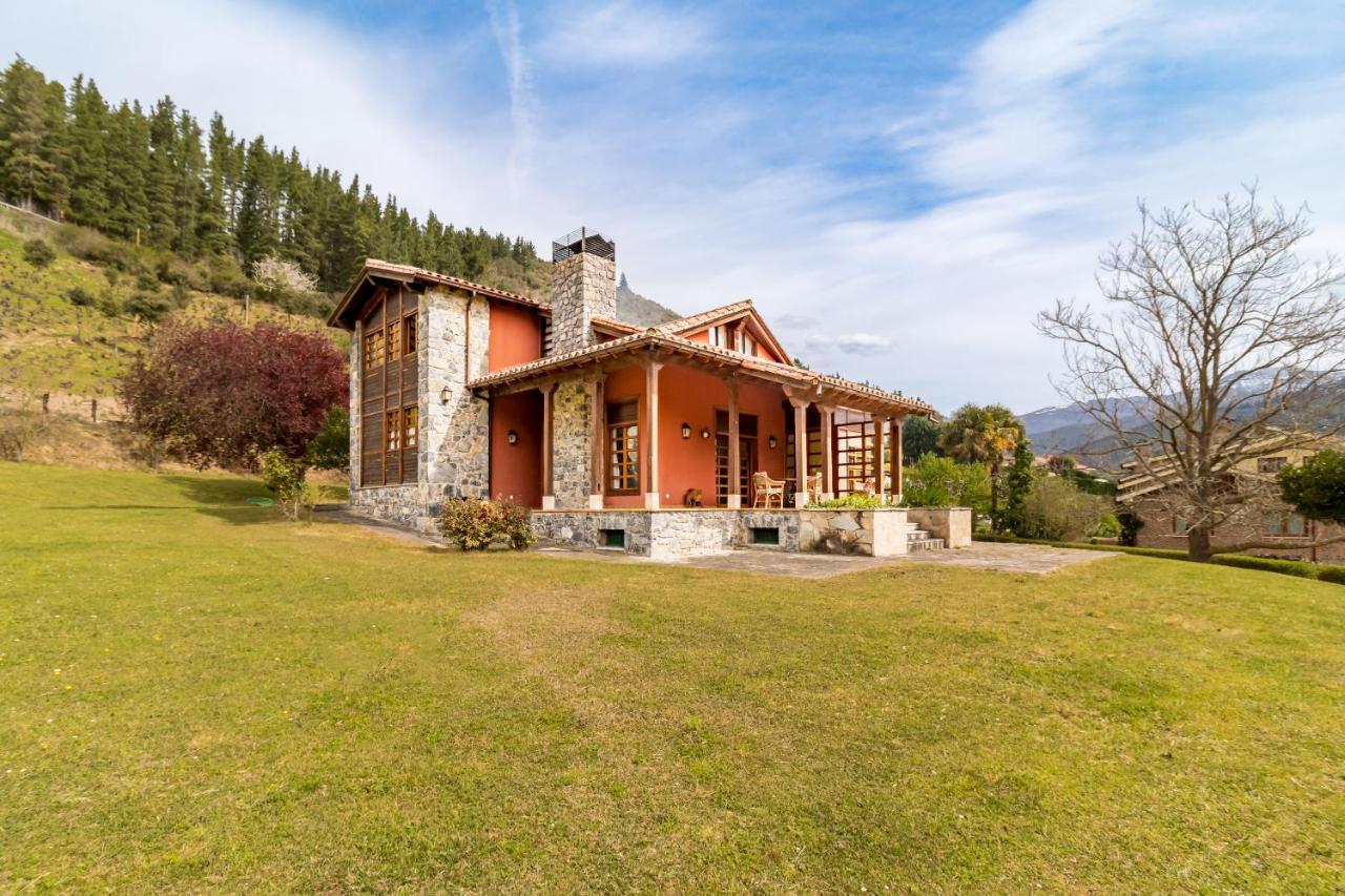 Exclusivo Chalet En Потес Екстериор снимка